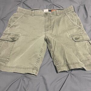 Men's khaki Cargo Shorts